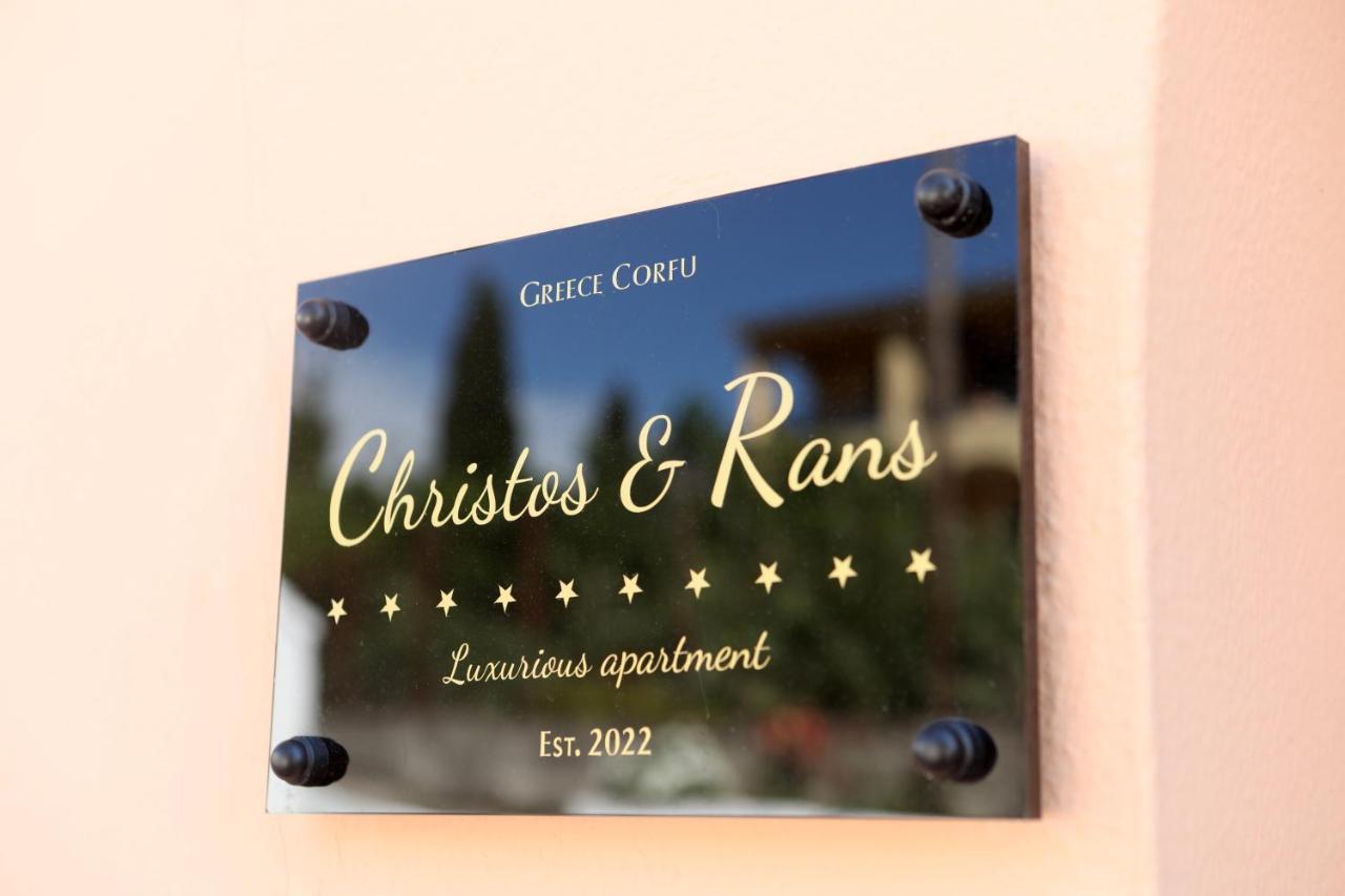 גאוביה Luxury Apartments Christos מראה חיצוני תמונה