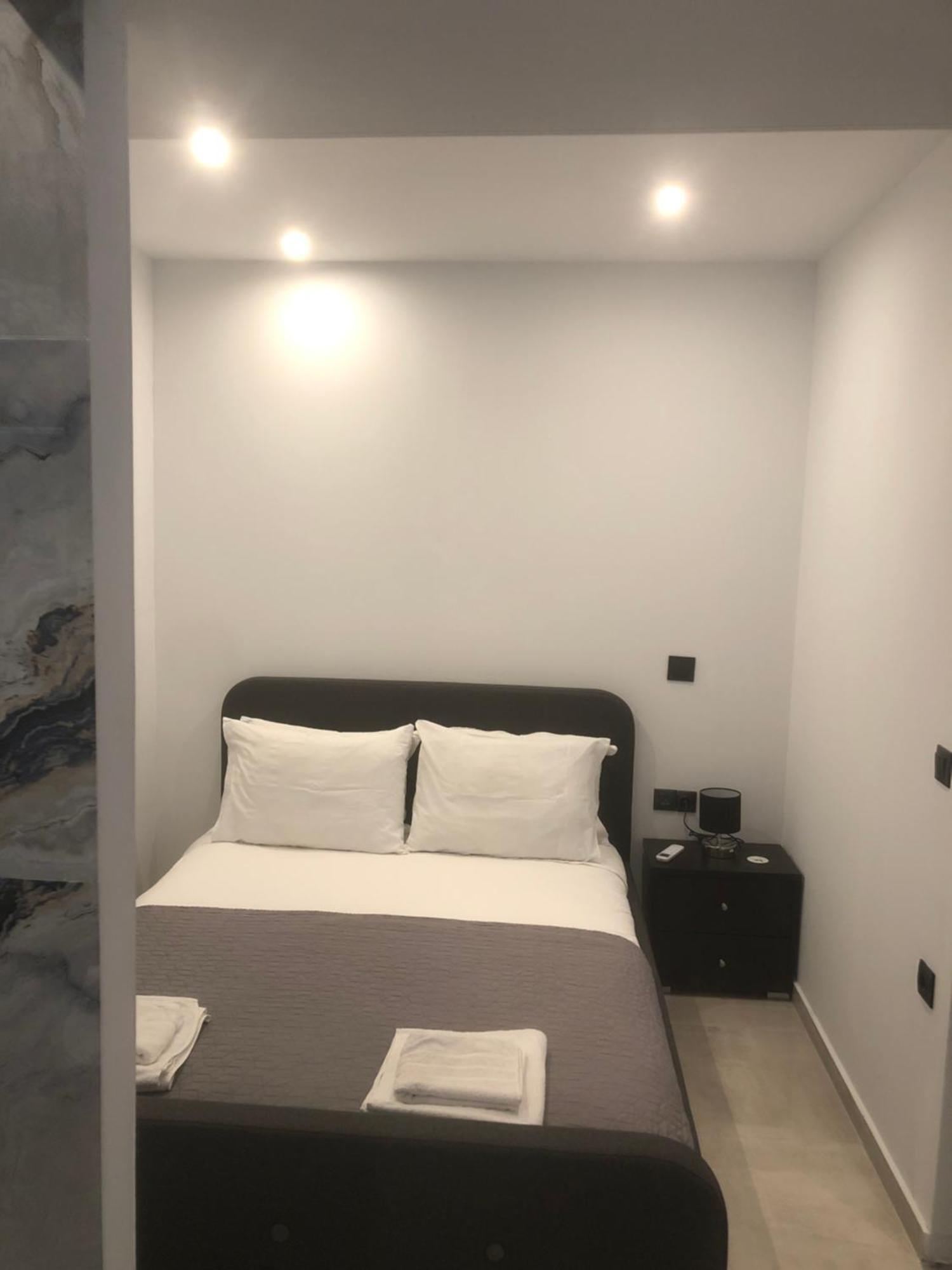 גאוביה Luxury Apartments Christos מראה חיצוני תמונה